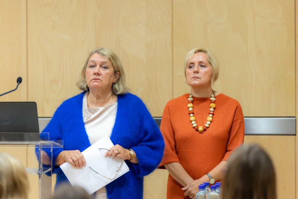 Referentes Anita Helviga un Diāna Laiveniece