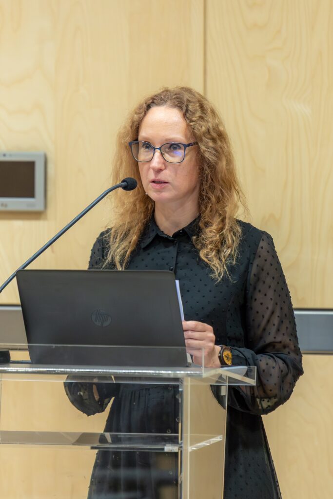 Paralēlās sesijas vadītāja Māra Jēkabsone