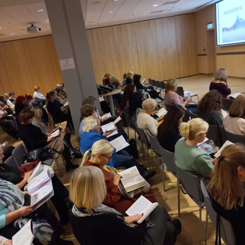 Koplasīšana bibliotekāriem, kuri strādā ar bērniem un jauniešiem seminārā 