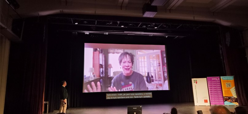 Marta Hiksone. ASV skolas bibliotekāre, vārda brīvības aizstāve, filmas The Librarians pārstāve